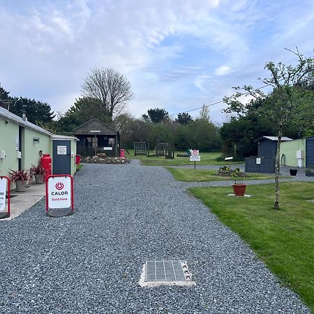 Polladras Holiday Park Helston Exterior photo